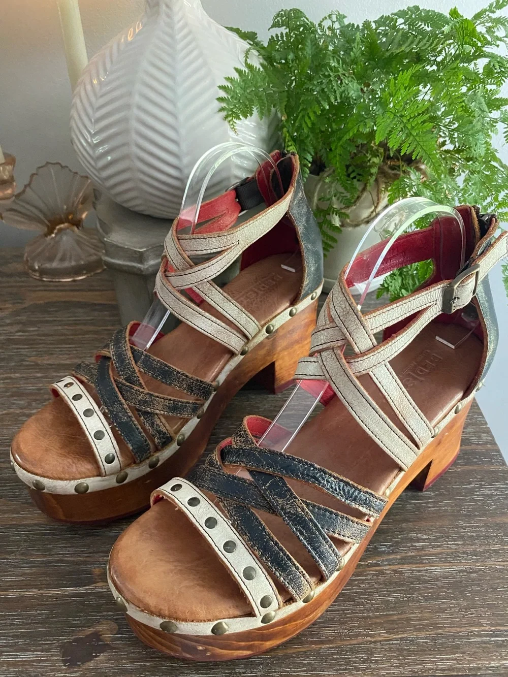 Bed|Stu Antonelli Leather Wood Platform Heeled Sandals Womens 10 Tan Black Lux - Picture 7 of 16